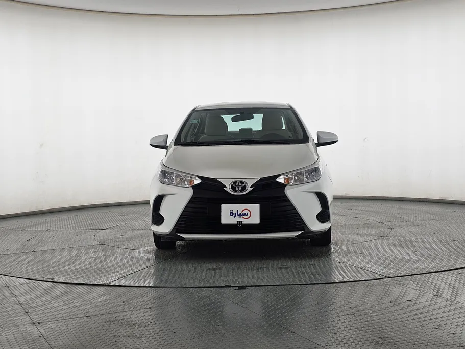 2022 Toyota Yaris  Y 