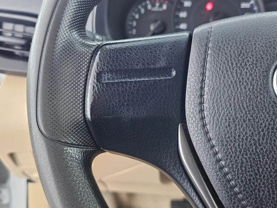 2022 Toyota Yaris  Y 