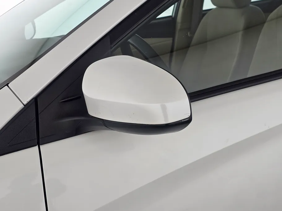 2022 Toyota Yaris  Y 