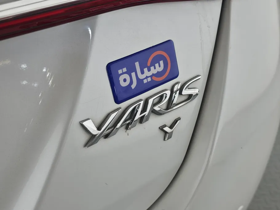 2022 Toyota Yaris  Y 