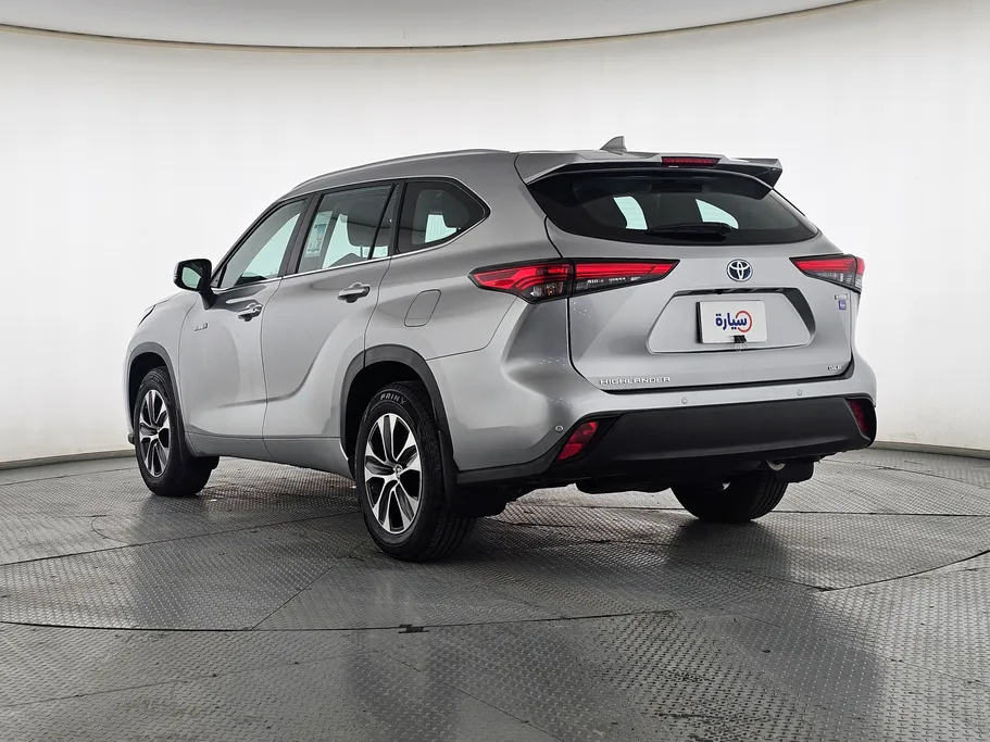 2023 Toyota Highlander GLE 