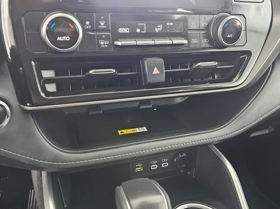 2023 Toyota Highlander GLE 