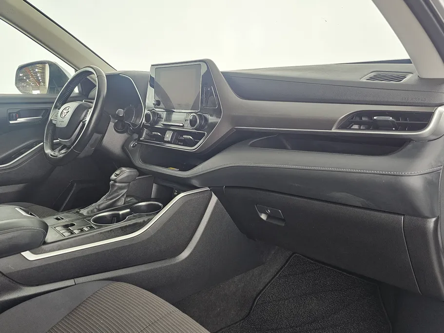 2023 Toyota Highlander GLE 