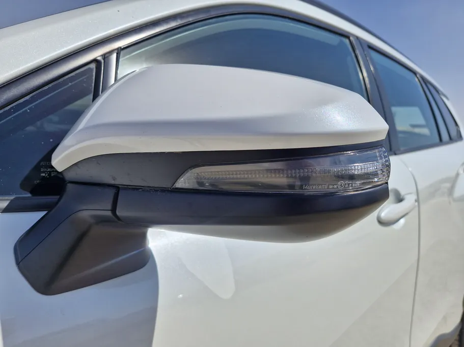 2024 Toyota Corolla Cross XLE HEV 