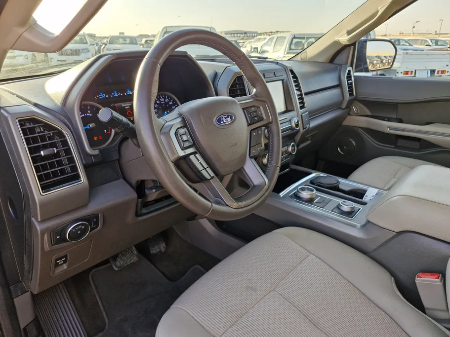 2020 Ford Expedition XLT 