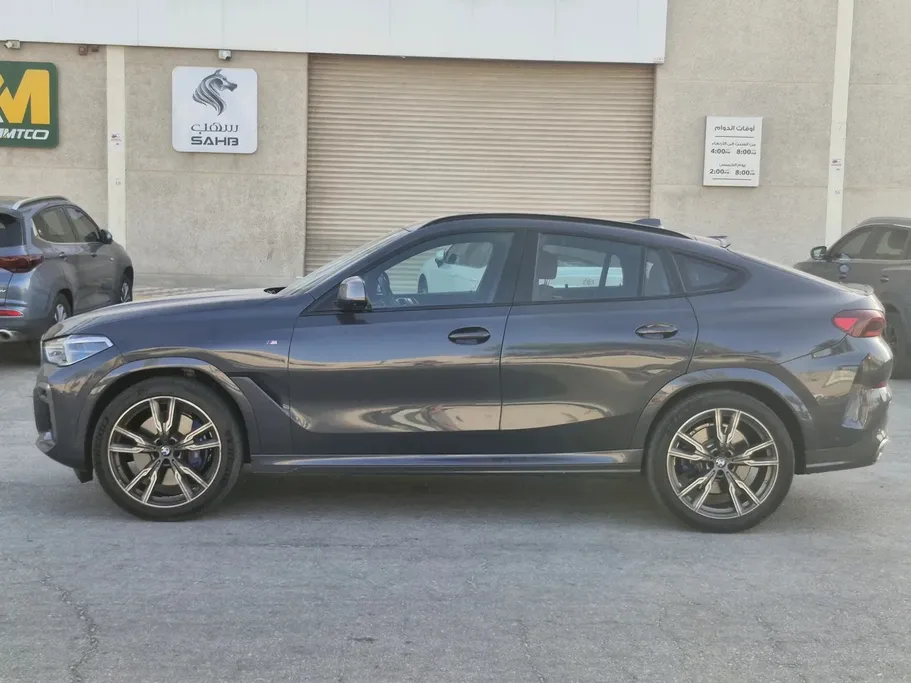 بي ام دبليو الفئة اكس 6 M 50i  2022 