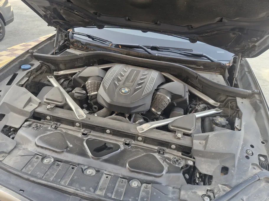 بي ام دبليو الفئة اكس 6 M 50i  2022 