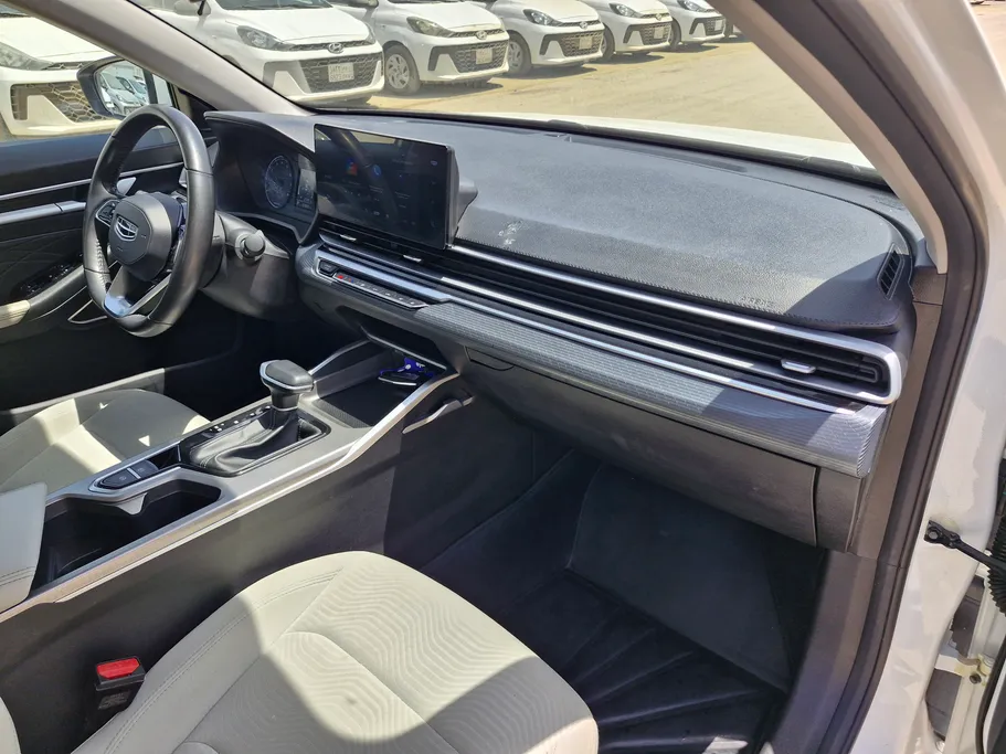 جيلي امجراند GS 2025 