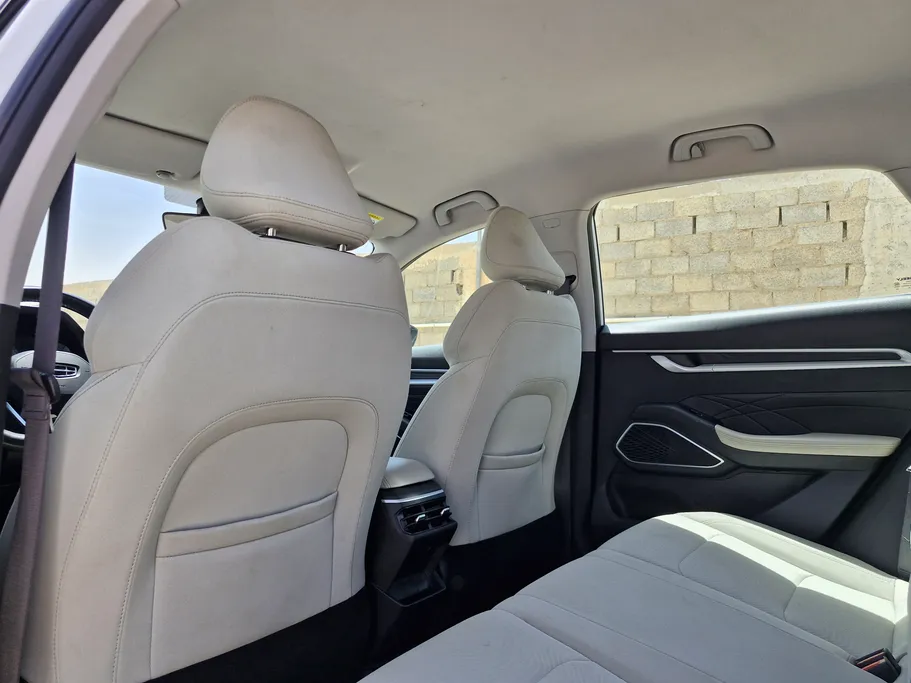 جيلي امجراند GS 2025 