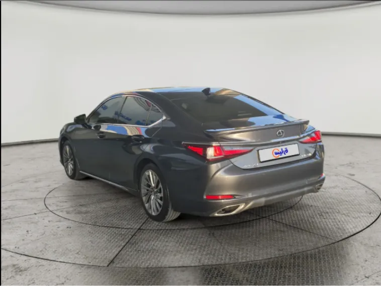لكزس ES 350 2023 