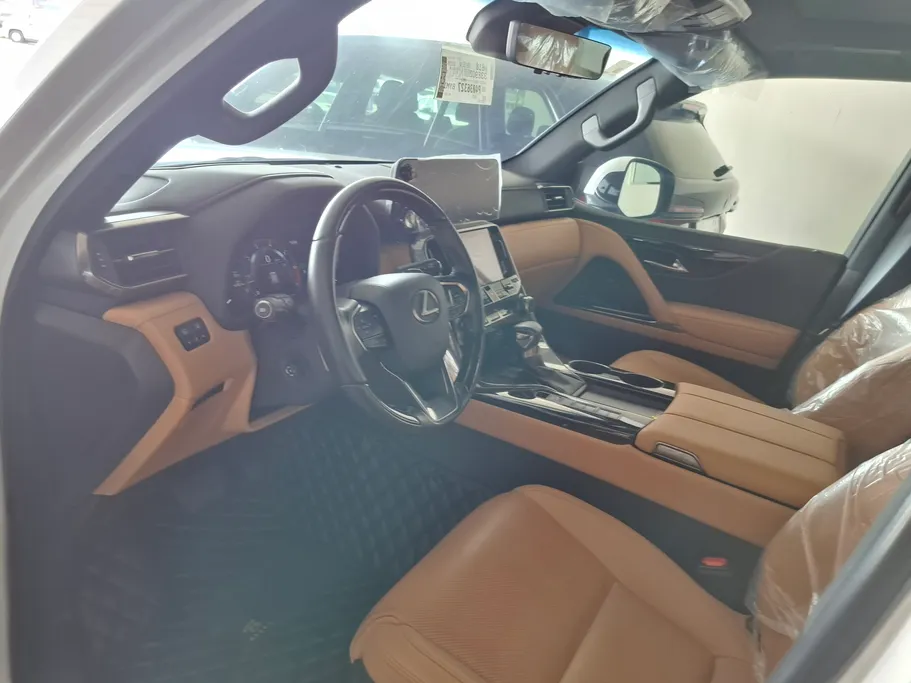 2023 Lexus LX 600 