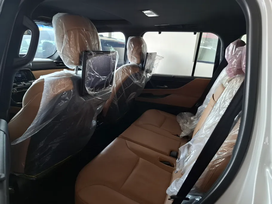 2023 Lexus LX 600 