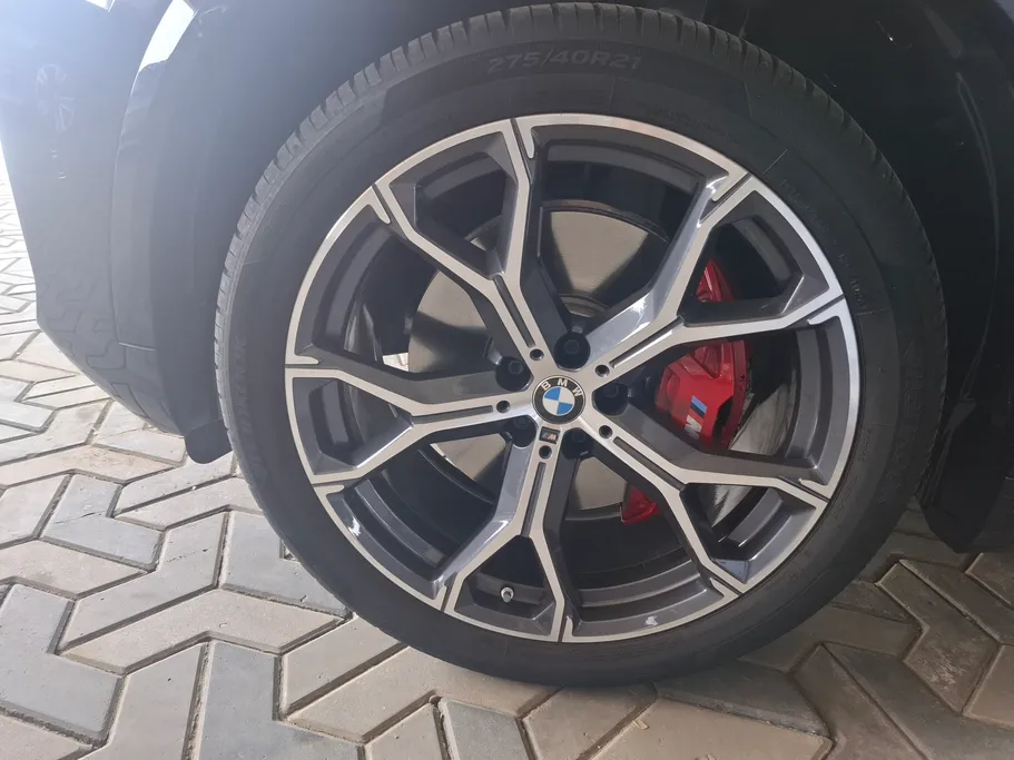 2025 BMW X Series 5 xDrive 40i 