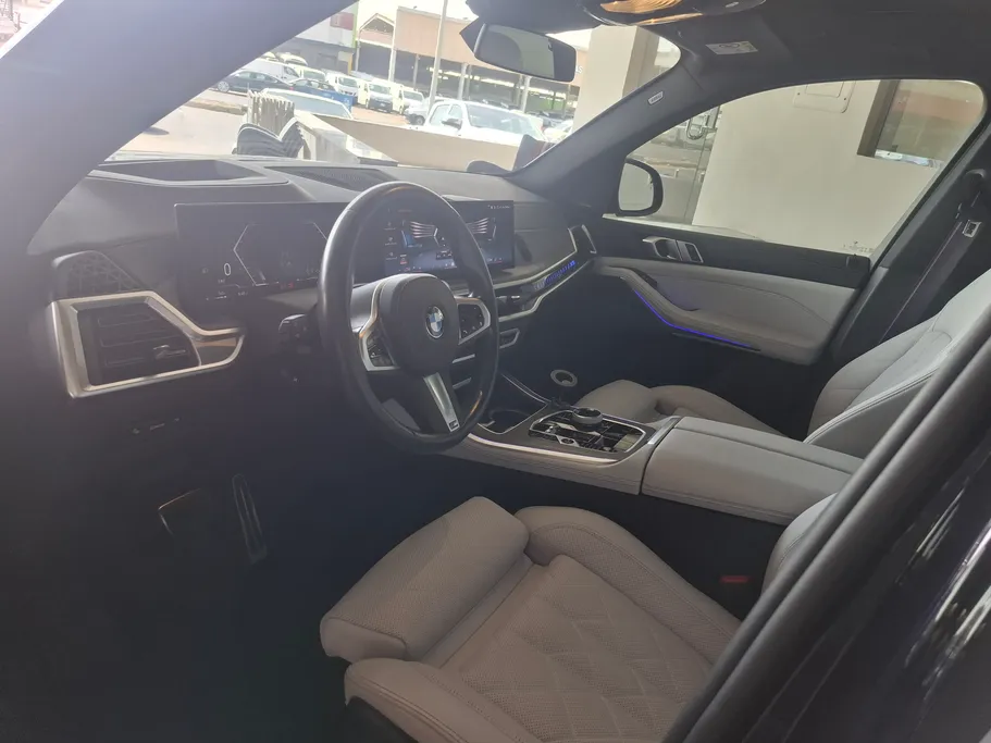 2025 BMW X Series 5 xDrive 40i 