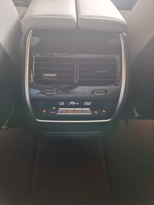 2025 BMW X Series 5 xDrive 40i 