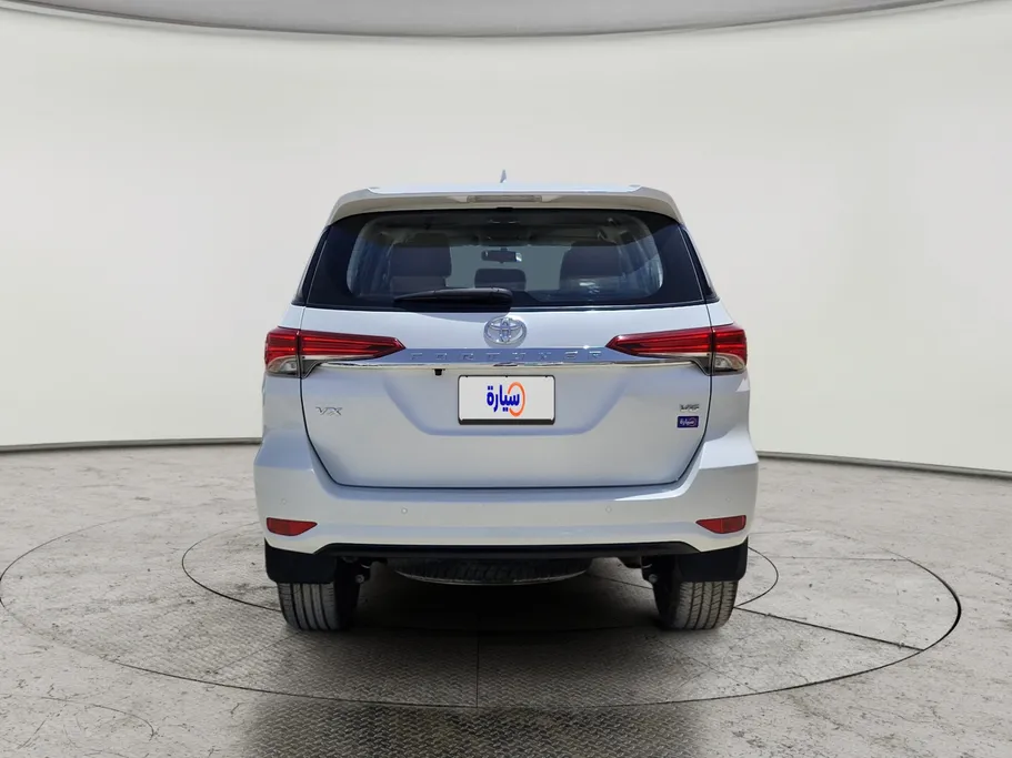 2024 Toyota Fortuner VX 