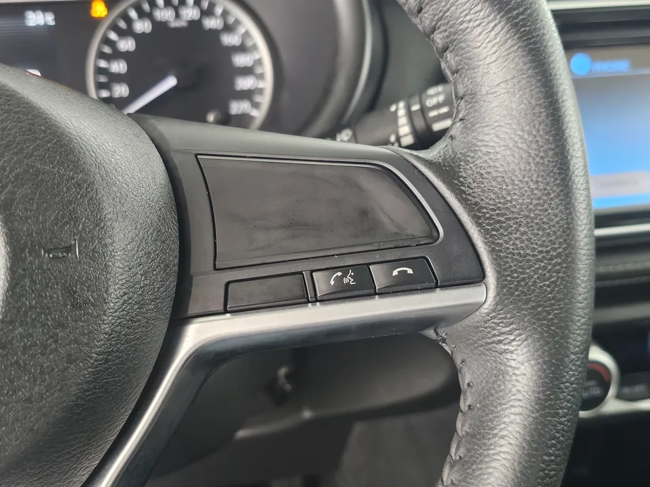 2020 Nissan Kicks SL 
