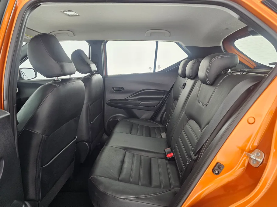2020 Nissan Kicks SL 