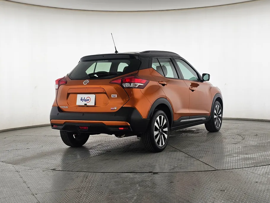 2020 Nissan Kicks SL 