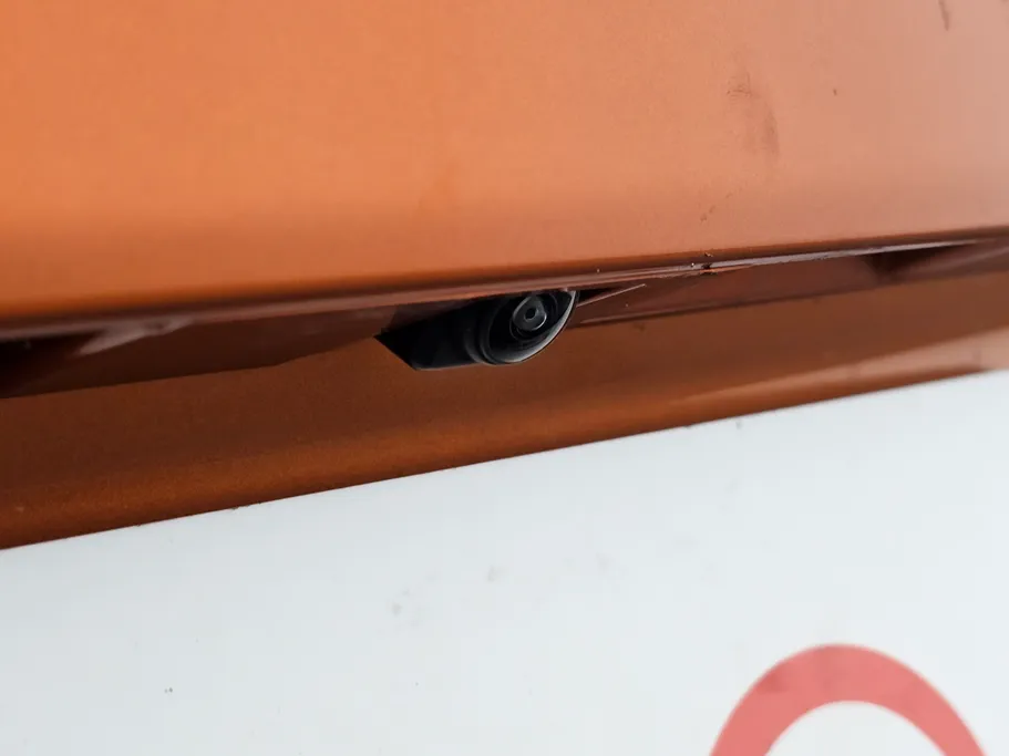 2020 Nissan Kicks SL 