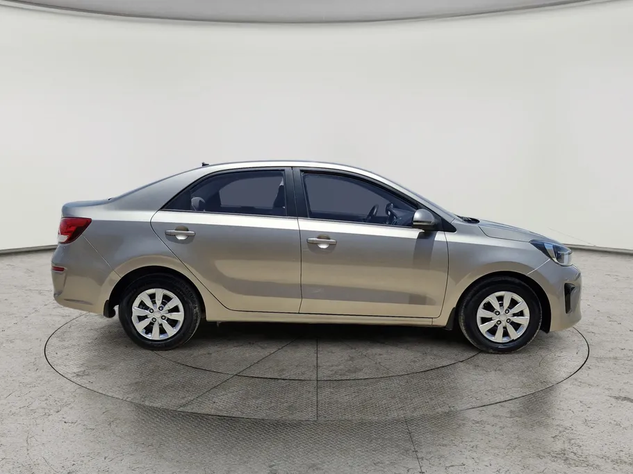 2022 Kia Pegas GL 