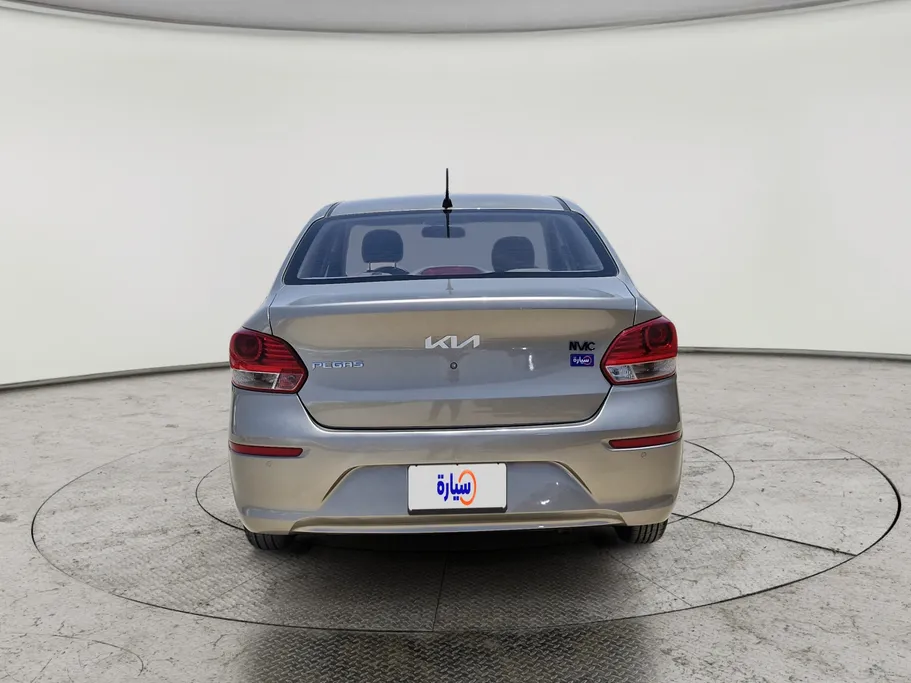 2022 Kia Pegas GL 