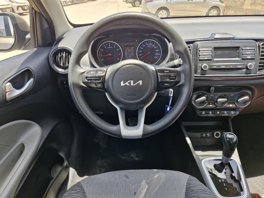 2022 Kia Pegas GL 