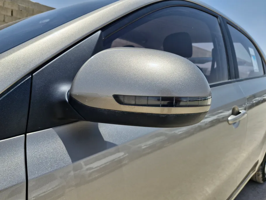 2022 Kia Pegas GL 