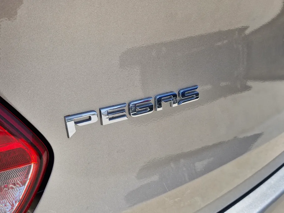 2022 Kia Pegas GL 