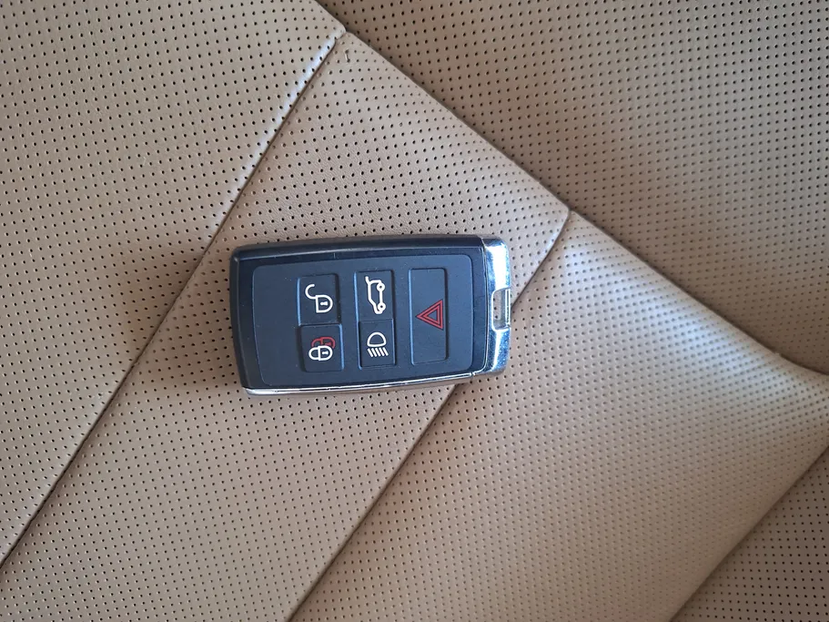 2023 Land Rover Range Rover  SE 