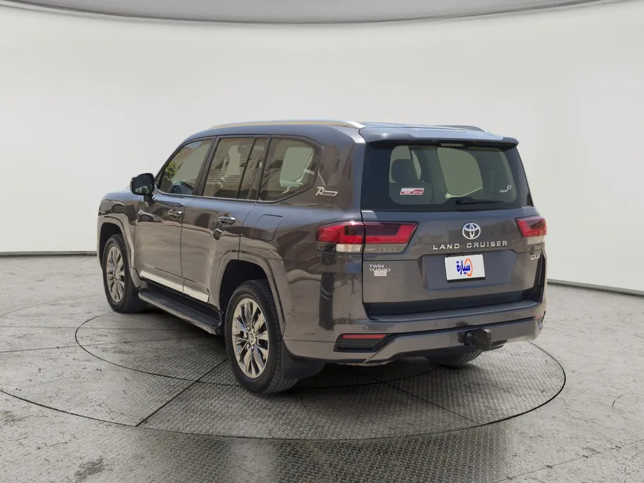 2022 Toyota Land Cruiser GXR 