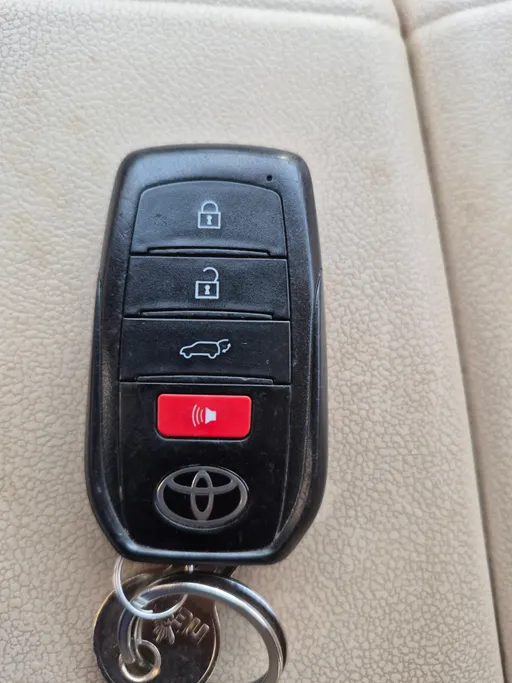 2022 Toyota Land Cruiser GXR 