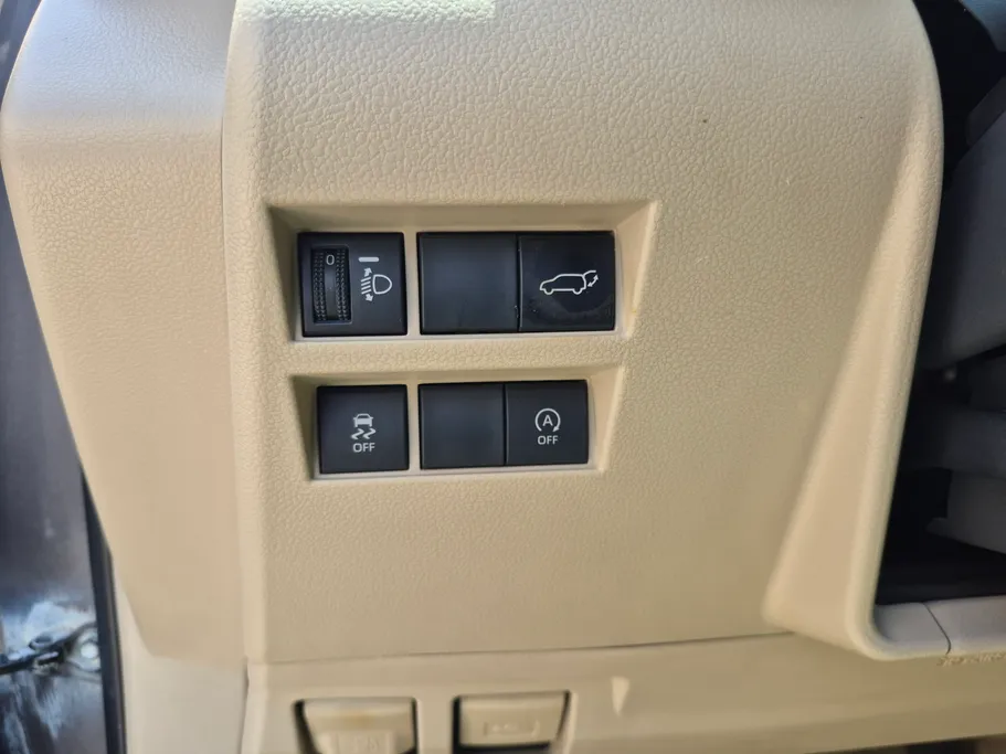 2022 Toyota Land Cruiser GXR 