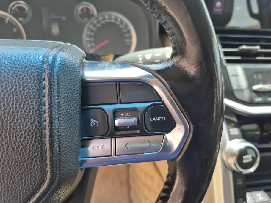 2022 Toyota Land Cruiser GXR 