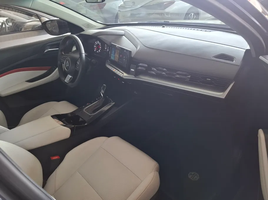 2024 MG GT STD 