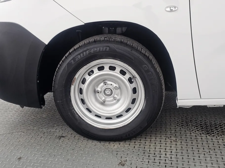 بيجو بارتنر Short van 2023 