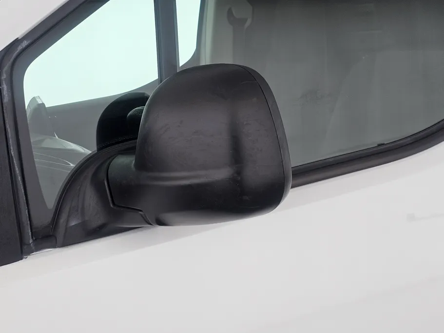 بيجو بارتنر Short van 2023 
