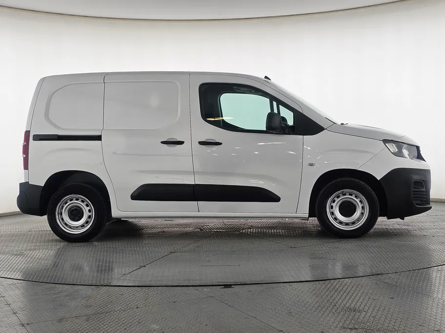 بيجو بارتنر Short van 2023 
