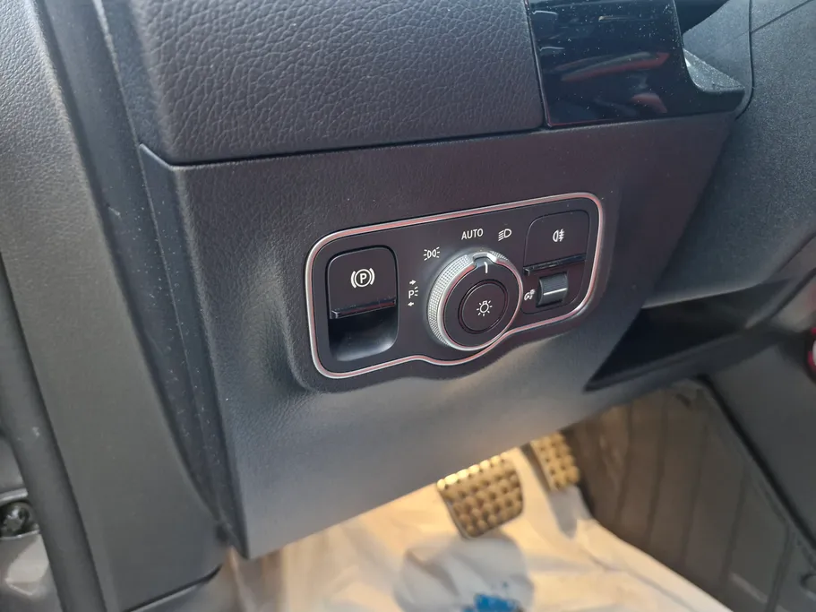 2024 Mercedes GLA 35 