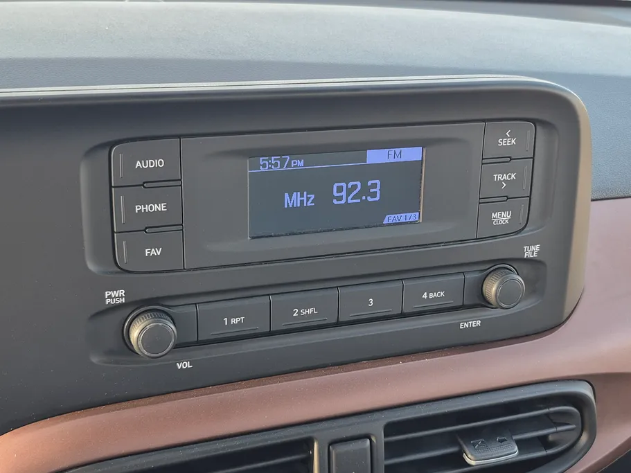 هيونداي Grand i10 فلييت 2024 