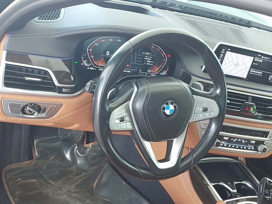 بي ام دبليو الفئة السابعة 740Li 2021 