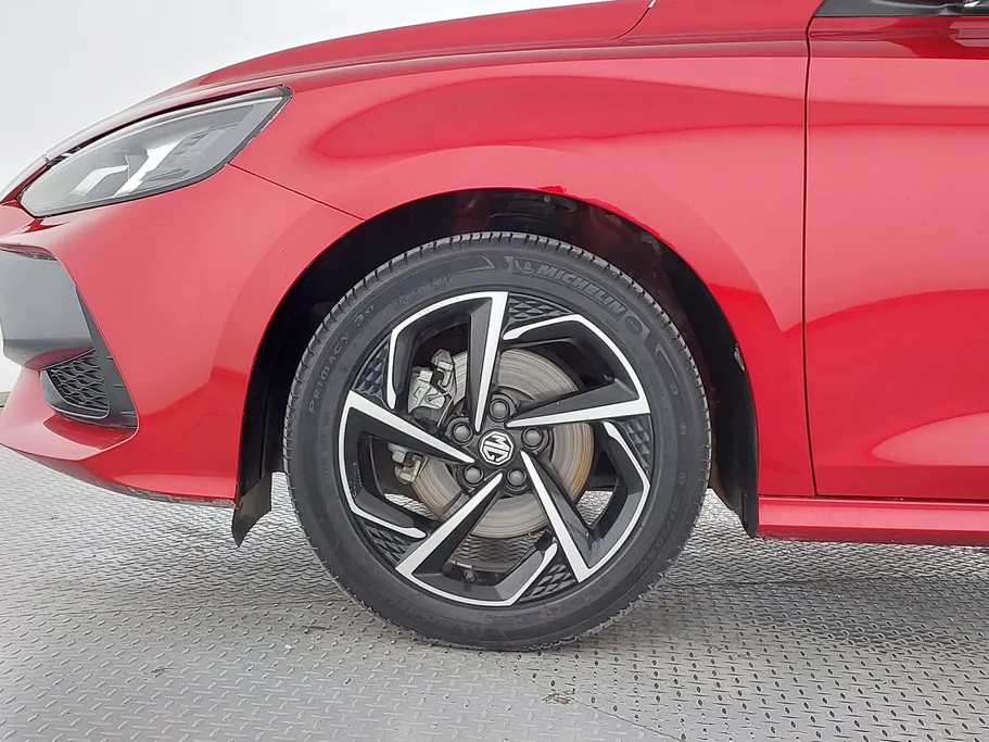 2023 MG GT LUX 