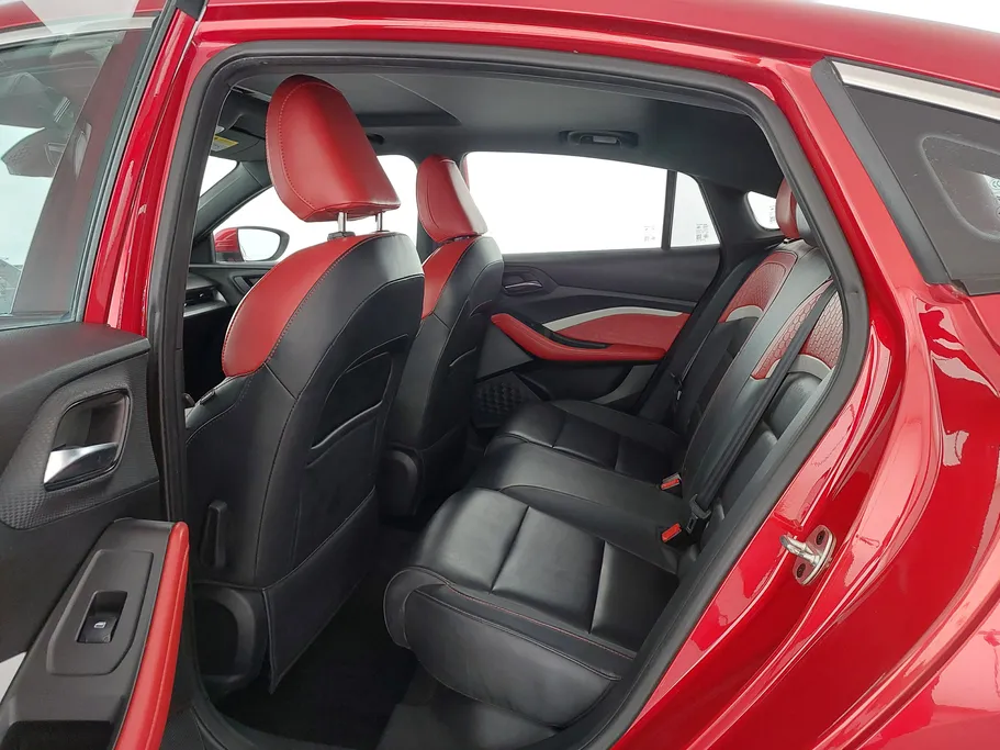 2023 MG GT LUX 