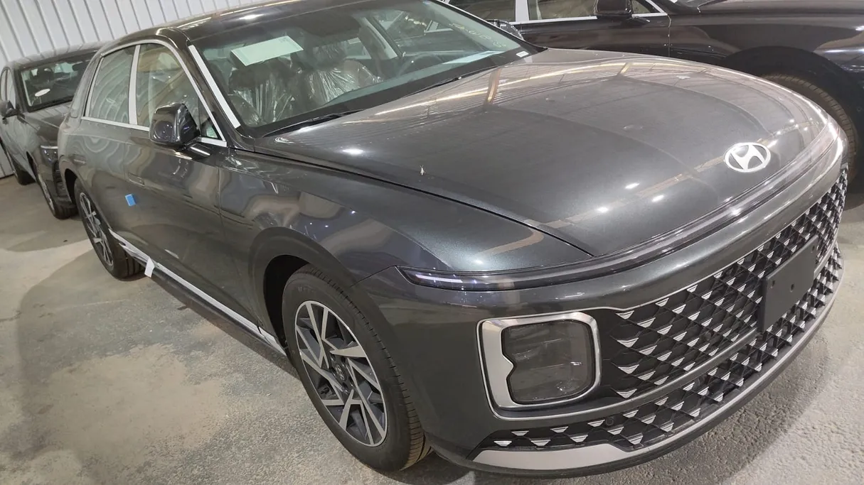 2026 Hyundai Azera Classic 