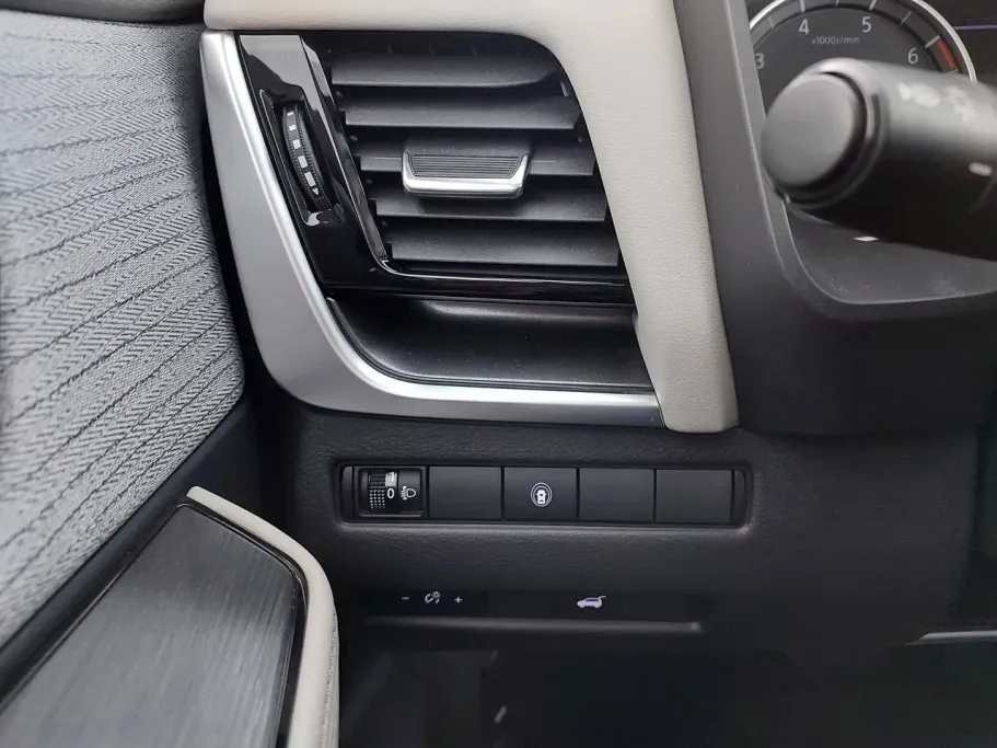 2026 Nissan Xtrail SV Plus 