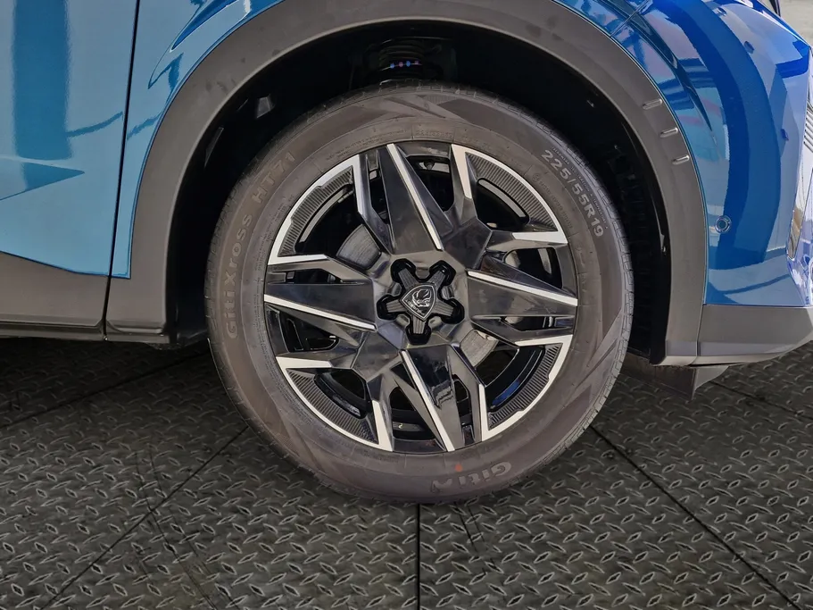 2026 Peugeot 5008 GT 