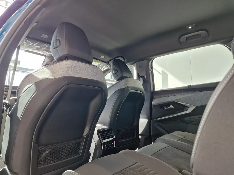2026 Peugeot 5008 GT 