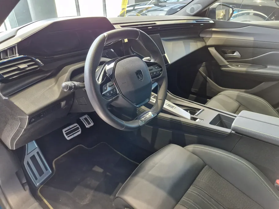 2025 Peugeot 408 GT 