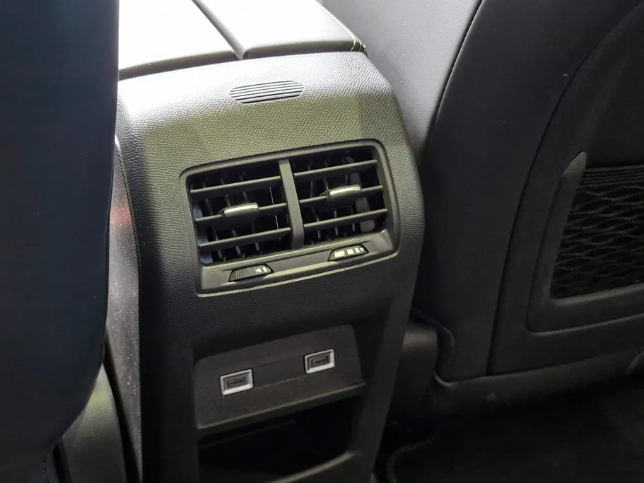 2025 Peugeot 408 GT 