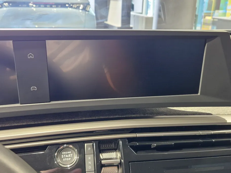 2026 Peugeot 5008 Allure 